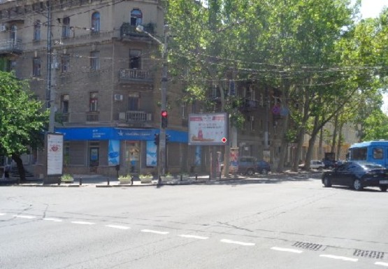 Фото рекламной плоскости по адресу Ришельевская ул. - Бунина ул.21