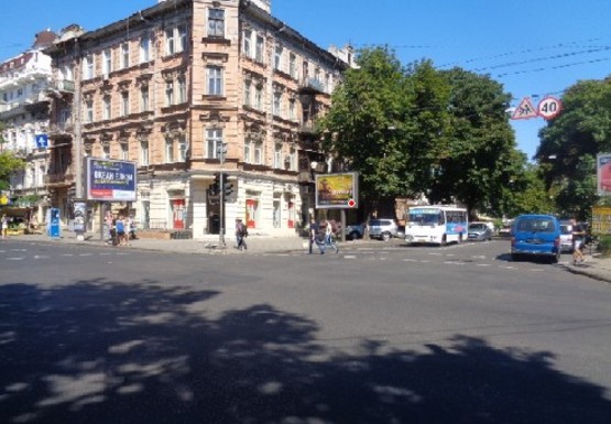 Фото рекламной плоскости по адресу Екатерининская ул.,70 - Б. Арнаутская ул.