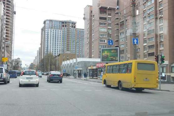 Фото рекламної площини за адресою Антоновича вул. (Горького вул.), 102