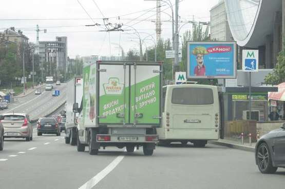 Фото рекламної площини за адресою Дружби народів бульв., , 25