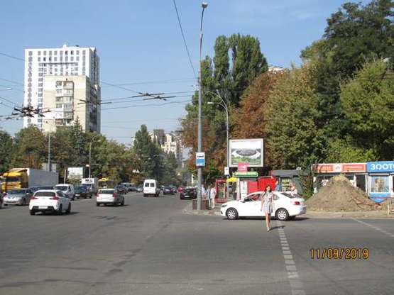 Фото рекламной плоскости по адресу Солом`янська вул., 21