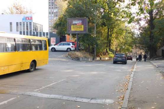 Фото рекламной плоскости по адресу Багговутівська вул., 17/21