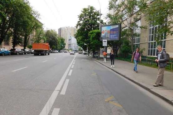 Фото рекламной плоскости по адресу Антоновича вул. (Горького вул.), 56