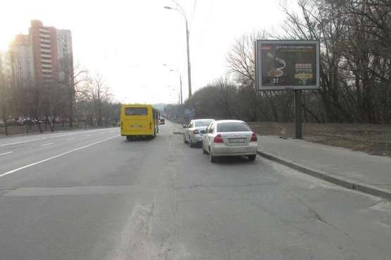 Фото рекламної площини за адресою Лобановського Валерія просп. (Червонозоряний просп.), №1 від АЗС (№1 від АЗС в направл. Севастопольської пл.)