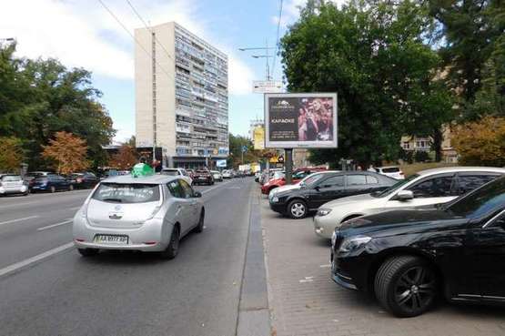 Фото рекламної площини за адресою Велика Васильківська вул., 73