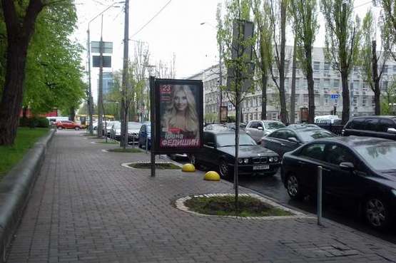 Фото рекламної площини за адресою Шевченка Тараса бульв., 14 №1