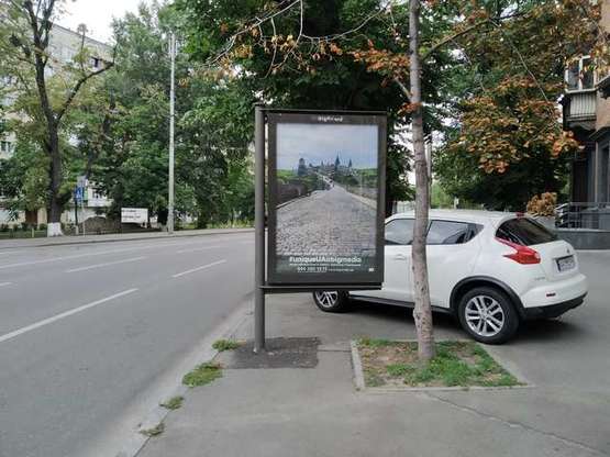 Фото рекламної площини за адресою Жилянська вул., 54