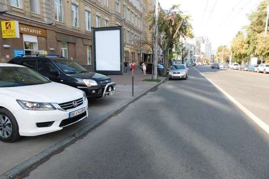 Фото рекламной плоскости по адресу Жилянська вул., 31