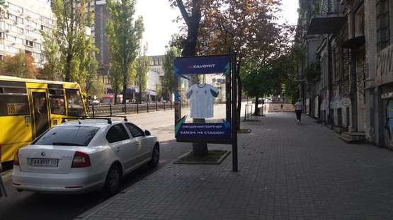 Фото рекламної площини за адресою Шевченка Тараса бульв., 19