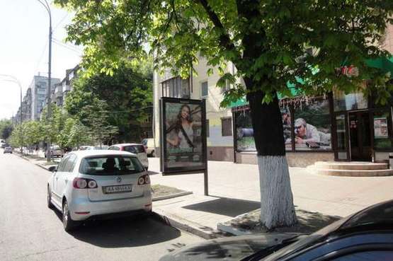 Фото рекламной плоскости по адресу Лесі Українки бульв., 16