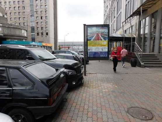 Фото рекламної площини за адресою Фізкультури вул., 10 №1