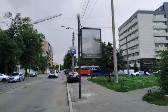 Фото рекламної площини за адресою Кирилівська вул., 38