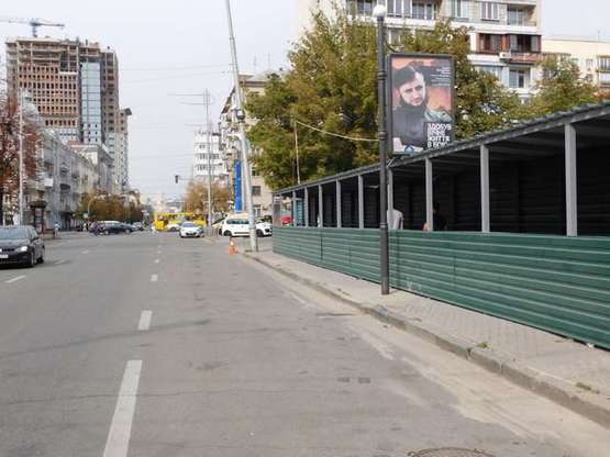 Фото рекламної площини за адресою Жилянська вул., 4