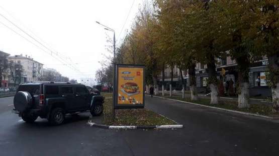 Фото рекламной плоскости по адресу Науки просп. (Леніна просп.), 20 (№1)