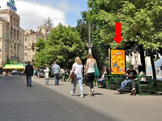 Фото рекламной плоскости по адресу Независимости пл., возле "Главпочтампт", в сторону Софиевская ул., №1