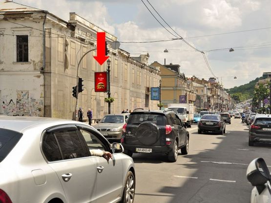 Фото рекламної площини за адресою Сагайдачного ул., 20/ 22, в сторону Почтовая пл.
