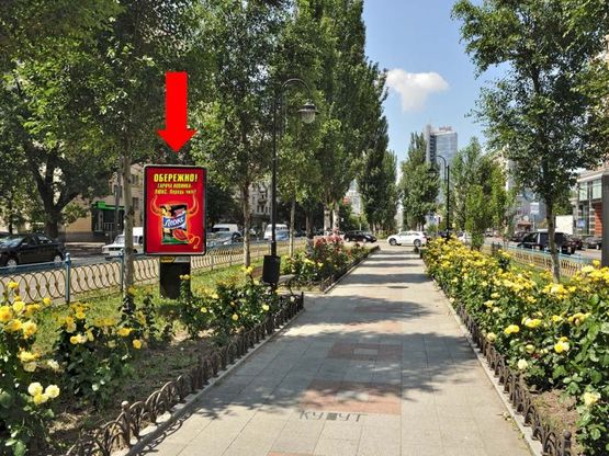 Фото рекламної площини за адресою Украинки бул., 16, (бульвар)