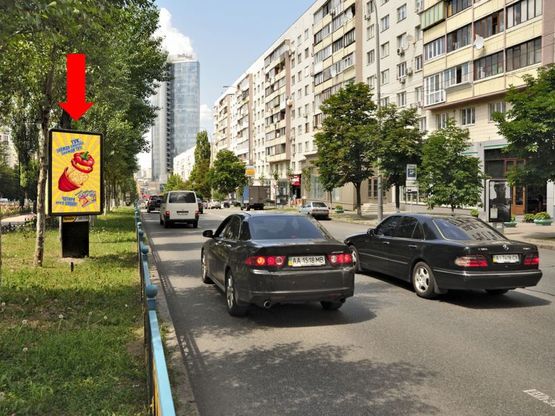 Фото рекламної площини за адресою Украинки бул., 5, (бульвар)