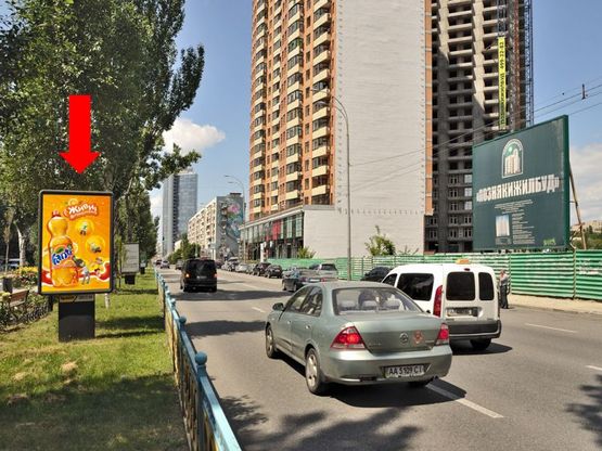 Фото рекламної площини за адресою Украинки бул., 7-9, (бульвар)