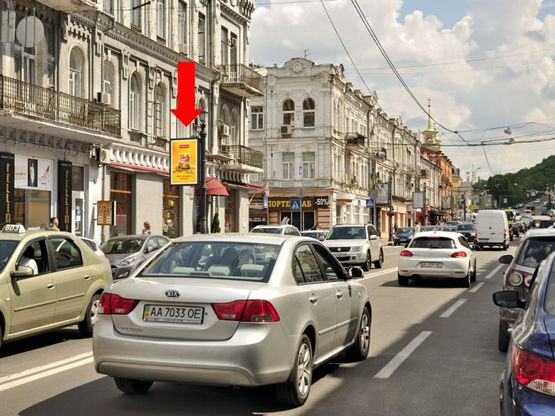 Фото рекламной плоскости по адресу Сагайдачного ул., 10, в сторону Почтовая пл.