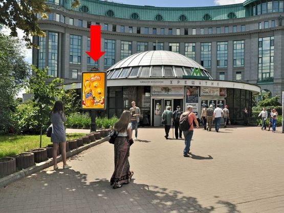 Фото рекламної площини за адресою Институтская ул. / Ольгинская ул., вход на ст. м. "Крещатик"