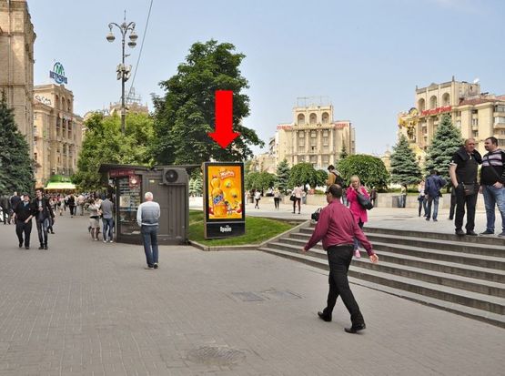 Фото рекламной плоскости по адресу Независимости пл., "Главпочтампт", в сторону Софиевская ул., №1