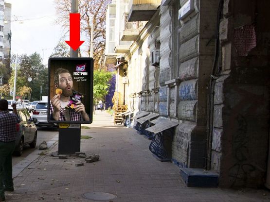 Фото рекламної площини за адресою Б. Житомирская ул., 34, в сторону Львовская пл.