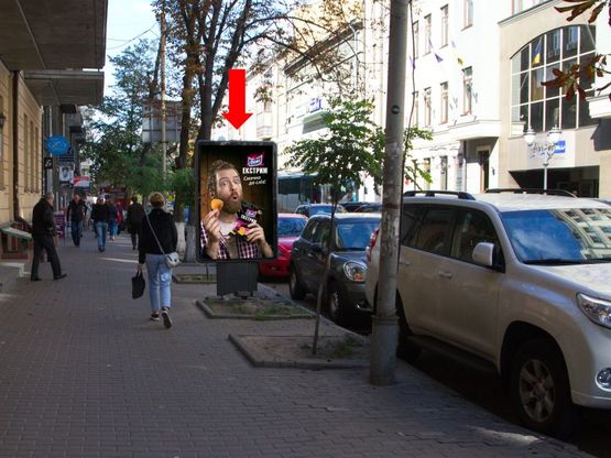 Фото рекламної площини за адресою Ярославов Вал ул., 17-А, напротив отеля "Radisson Blu", в сторону Львовская пл.