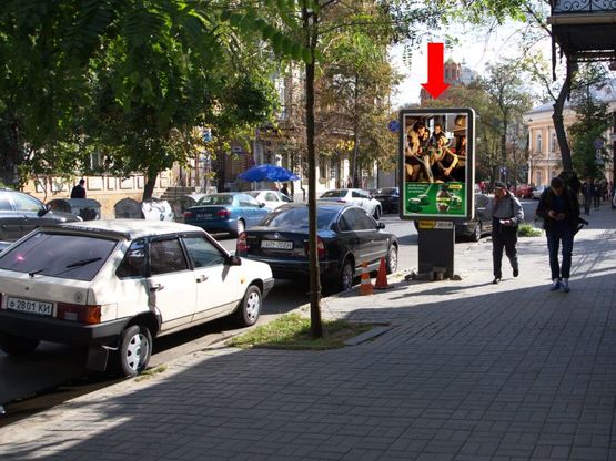 Фото рекламной плоскости по адресу Ярославов Вал ул., 3, в сторону Владимирская ул.