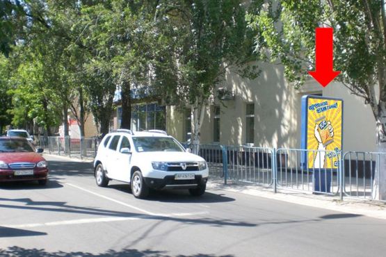 Фото рекламної площини за адресою Дюмина ул., возле "Укртелекома"