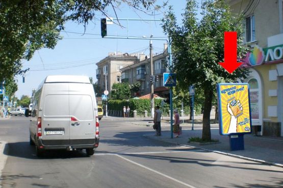 Фото рекламної площини за адресою Дюмина ул., возле магазина "Лотос"