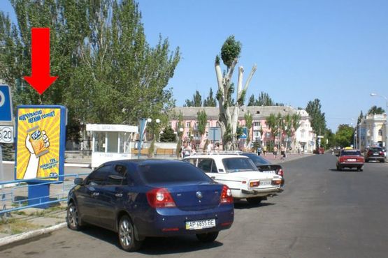 Фото рекламної площини за адресою Дюмина ул., возле гостиницы "Бердянск"