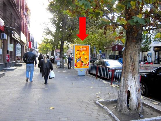 Фото рекламной плоскости по адресу Яворницкого пр. (бывш. Маркса пр.) / Короленко ул., ТРЦ "Grand Plaza"