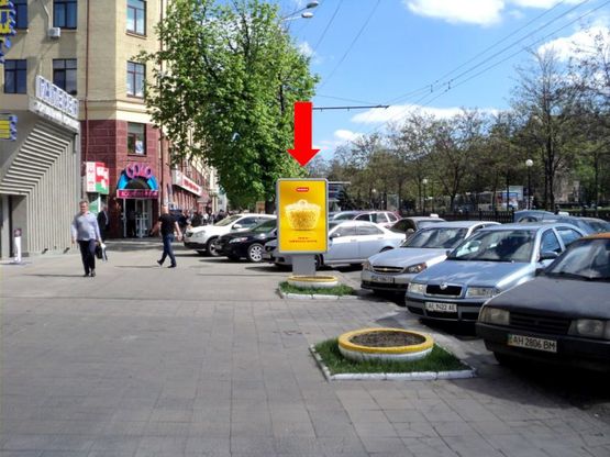 Фото рекламної площини за адресою Яворницкого пр. (бывш. Маркса пр.), 60Д, ТРЦ "Галерея"