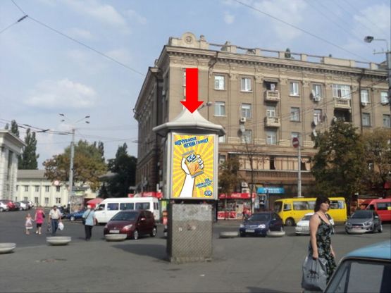 Фото рекламної площини за адресою Привокзальная ул. / Вокзальная пл. (бывш. Петровского пл.)