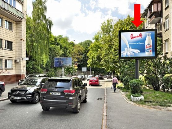 Фото рекламної площини за адресою Кловский спуск, 9/2, в сторону ст. м. "Кловская"