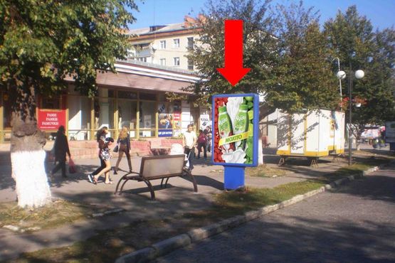 Фото рекламной плоскости по адресу Соборная ул., возле магазина "Соборний"