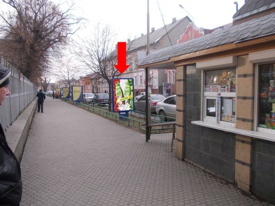 Фото рекламной плоскости по адресу Пушкина ул. / ул. Федорова, возле церкви