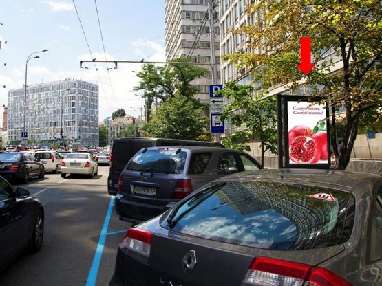 Фото рекламной плоскости по адресу Эспланадная ул. / ул. Рогнединская, напротив ТРЦ "Gulliver", в сторону Дворца Спорта