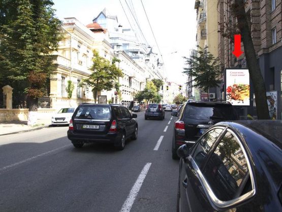 Фото рекламной плоскости по адресу Б. Житомирская ул., 29, в сторону ул. Крещатик