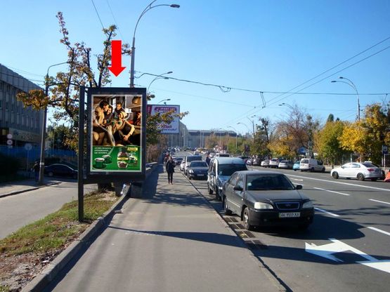 Фото рекламной плоскости по адресу Петлюры ул. (бывш. ул. Коминтерна) напротив 30, в сторону Центрального ж/д. вокзала