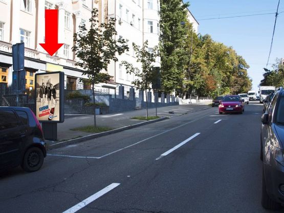 Фото рекламной плоскости по адресу Владимирская ул., 70, Университет Пищевых Технологий, в сторону ул. Толстого