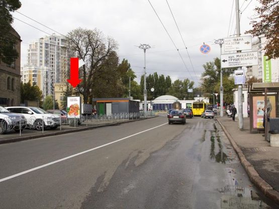 Фото рекламної площини за адресою Московская ул., 2, в сторону ст. м. "Арсенальная"