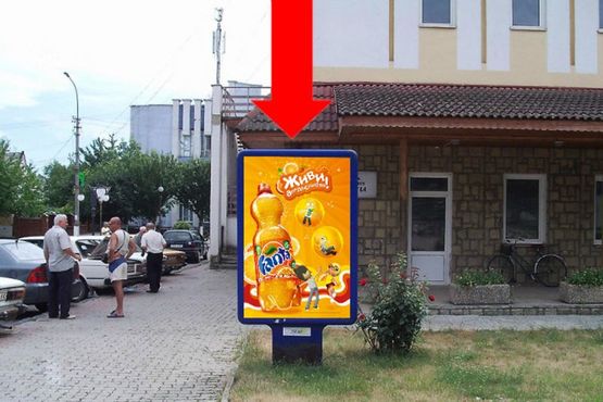 Фото рекламної площини за адресою Привокзальная пл., возле "Международного" вокзала