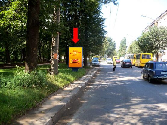 Фото рекламной плоскости по адресу Василианок ул., 66, напротив