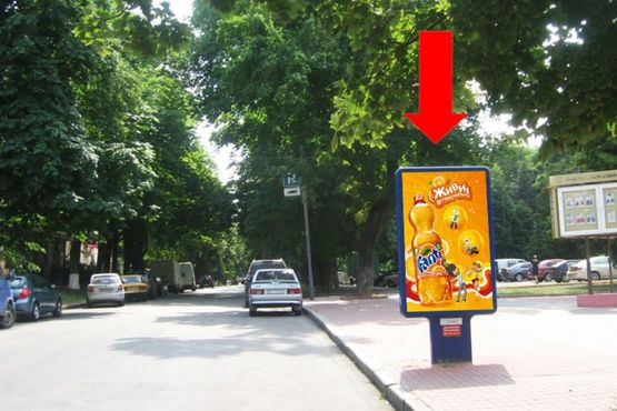 Фото рекламной плоскости по адресу Владимирская ул. / ул. Проскуровская, 44, напротив гостиницы "Октябрьская"