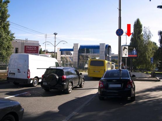 Фото рекламной плоскости по адресу Жилянская ул., 97, в центр