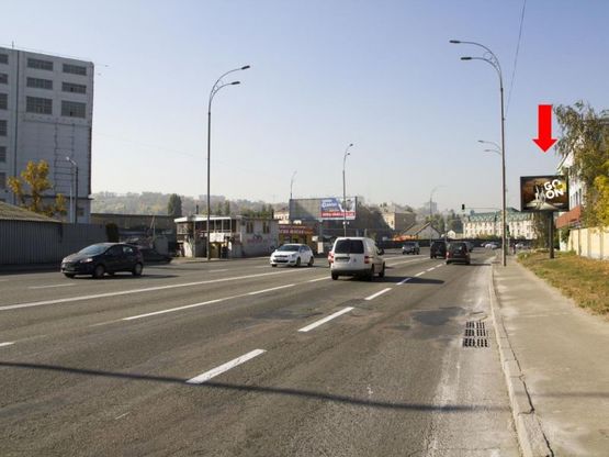 Фото рекламної площини за адресою Набережно-Луговая ул. - ул. Межигорская, из центра