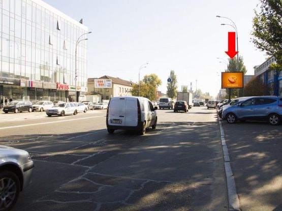 Фото рекламной плоскости по адресу Новоконстантиновская ул., 1, на светофоре, возле магазина "Вияр", в центр