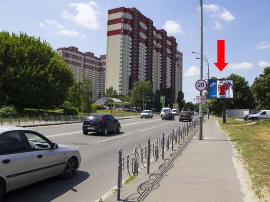 Фото рекламной плоскости по адресу Брожко ул. (бывш. Кировоградская ул.), 38, напротив заправки "Окко", в сторону пр. Лобановского (бывш. Краснозвездный пр.)